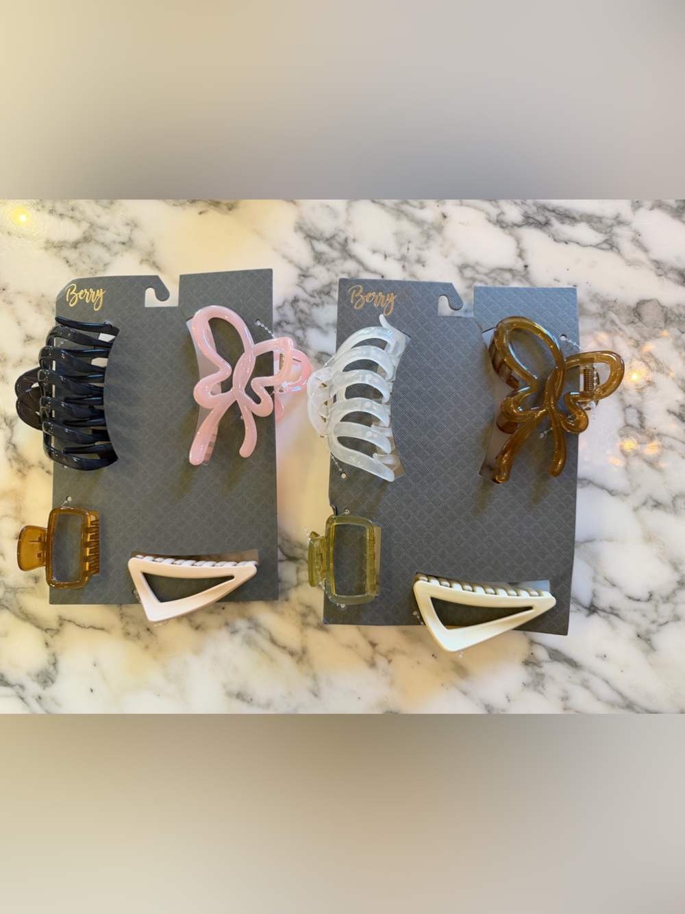 NWT Berry Hair Claw Clip Bundle 2 Packs 8 Clips Bow Rectangle Triangle Set